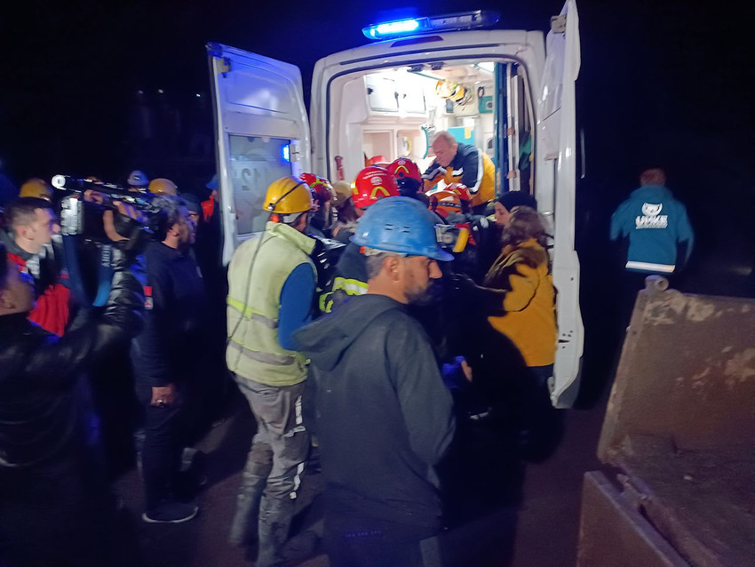 Denizli'de madende göçük: 2 kişi hayatını kaybetti! - Resim: 11