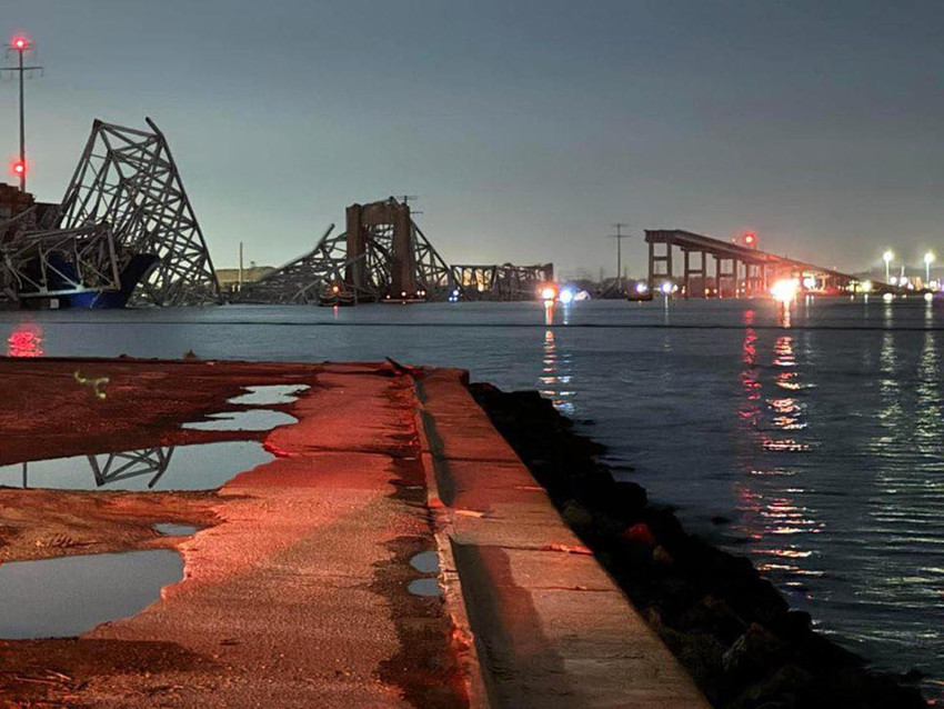 ABD’de bulunan Francis Scott Key Köprüsü büyük bir teknenin çarpması sonucu çöktü. O anlar saniye saniye kameralara yansıdı.