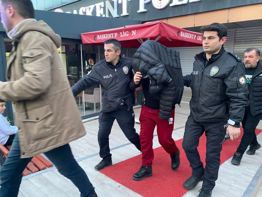Ankara'da poligonda intihar girişimi - Resim : 2