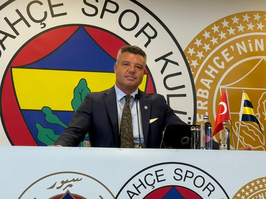Fenerbahçe Başkanı Sadettin Saran, “Gelir gelmez herkes başkandan neşter bekledi. Kelle alacak, kelle koparacak, asacak, kesecek… Bu konuda çok baskı geldi. Fenerbahçe Başkanlığı’nın en zor kısımlarından bir tanesi baskı altında sakin kalabilmek. Bunu yapmak çok kolaydı. Geldik, hocayı gönderdik ‘Vay be Başkana bak raconu kesti’ dedirtebilirdik” dedi.
