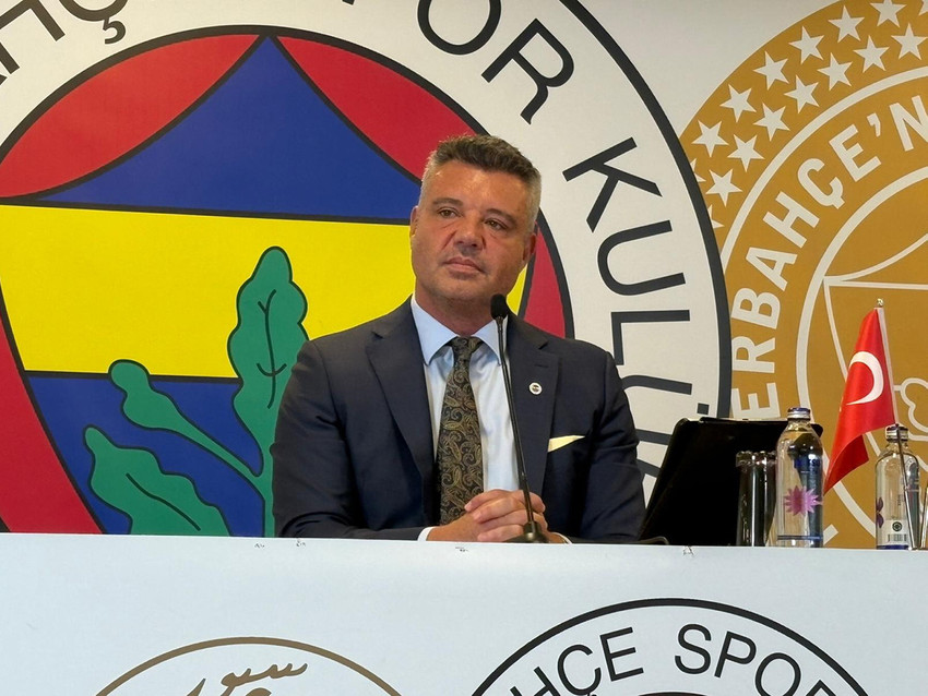 Fenerbahçe Başkanı Sadettin Saran, “Gelir gelmez herkes başkandan neşter bekledi. Kelle alacak, kelle koparacak, asacak, kesecek… Bu konuda çok baskı geldi. Fenerbahçe Başkanlığı’nın en zor kısımlarından bir tanesi baskı altında sakin kalabilmek. Bunu yapmak çok kolaydı. Geldik, hocayı gönderdik ‘Vay be Başkana bak raconu kesti’ dedirtebilirdik” dedi.