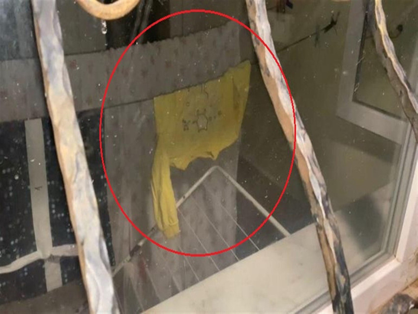 Bursa'da 3, 6 ve 11 yaşlarındaki 3 çocuğunu öldürdükten sonra polise teslim olan cani şüphelinin vahşetin ardından eşine attığı mesajda "Ne yapacaksın çocuksuz. Son pişmanlık fayda etmez. Çocuklar toprak oldu" ifadelerini kullandığı ortaya çıkarken, "Kendimden geçip çocuklarımı öldürmüşüm. Farkında değilim” dedi.