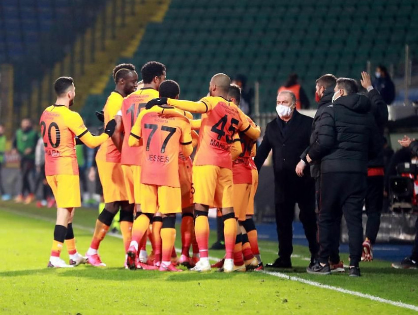 Galatasaray 3 yıldızın transferini bitiriyor! - Resim: 2