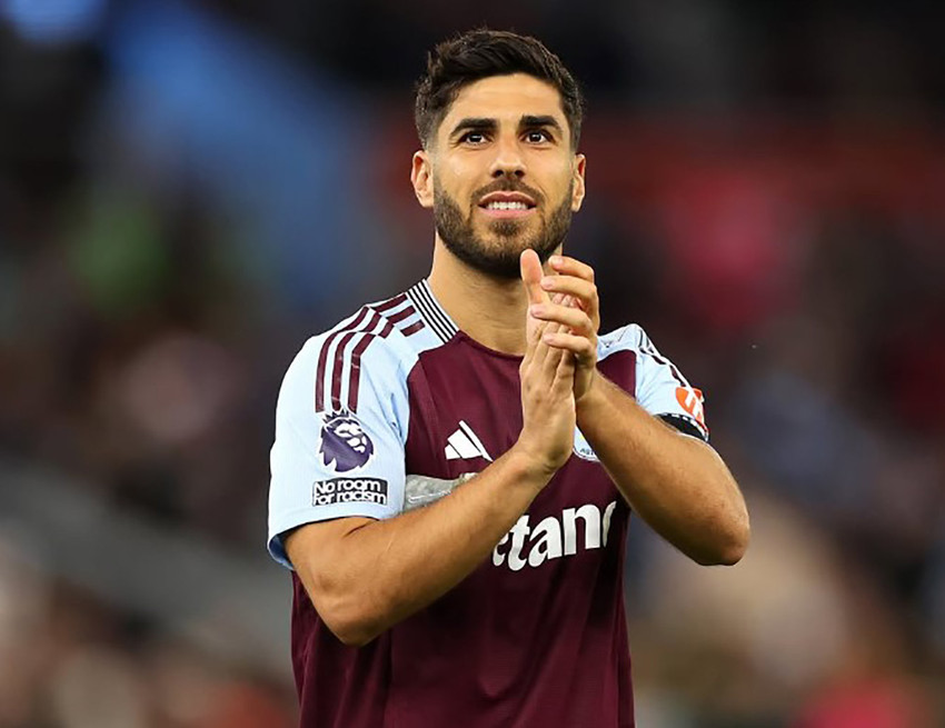 Fenerbahçe'nin anlaşma sağladağı İspanyol futbolcu Marco Asensio İstanbul'a geldi. 