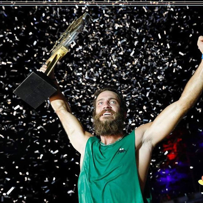 Survivor All Star 2024'te dün akşam oynanan heyecan dolu final sonrasında şampiyon belli oldu. Nefise ile Ogeday'ın karşı karşıya geldiği final gecesi izleyicileri ekran başına kilitledi.