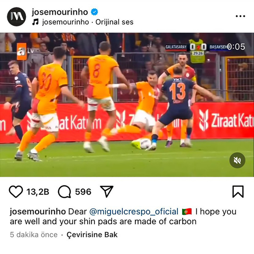 Fenerbah&ccedil;e Teknik Direkt&ouml;r&uuml; Jose Mourinho, Galatasaray ile Başakşehir arasında oynanan ma&ccedil;tan bir pozisyon paylaşarak sarı-kırmızılı ekibe g&ouml;ndermede bulundu.