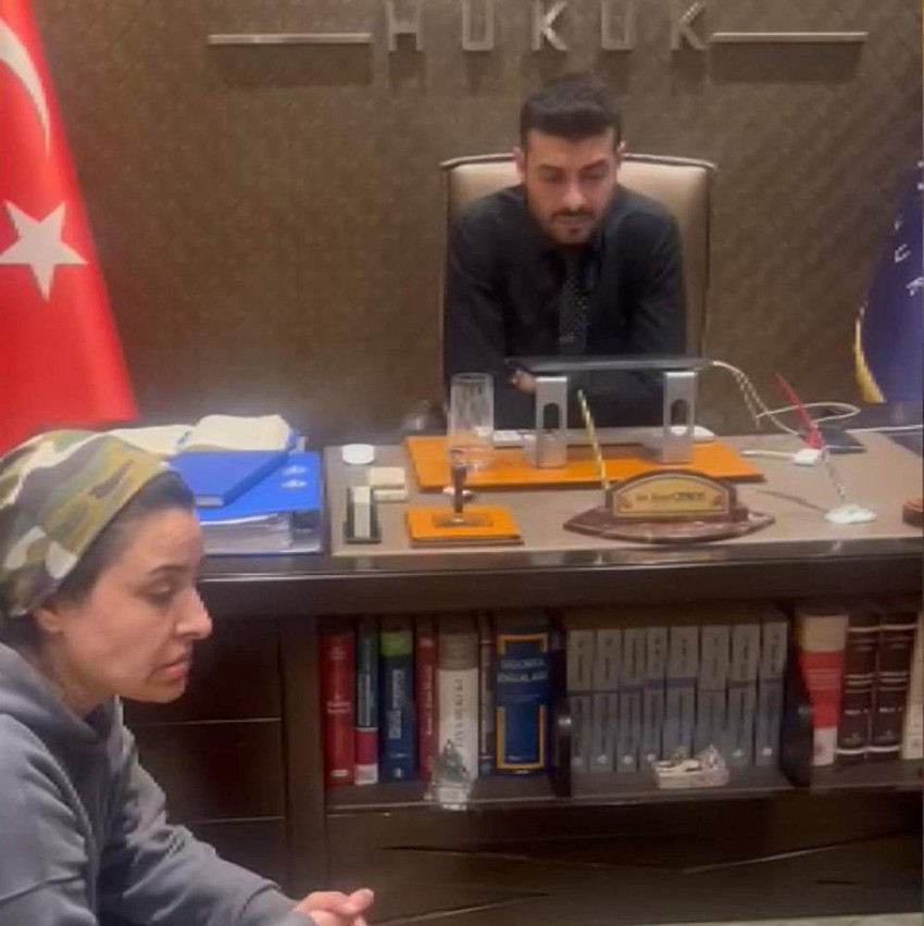 Somali Cumhurbaşkanı Hasan Şeyh Mahmud, oğlunun çarparak ölümüne yol açtığı Yunus Emre Göçer'in eşini telefonla aradı. Görüşme kameraların önünde gerçekleşti.