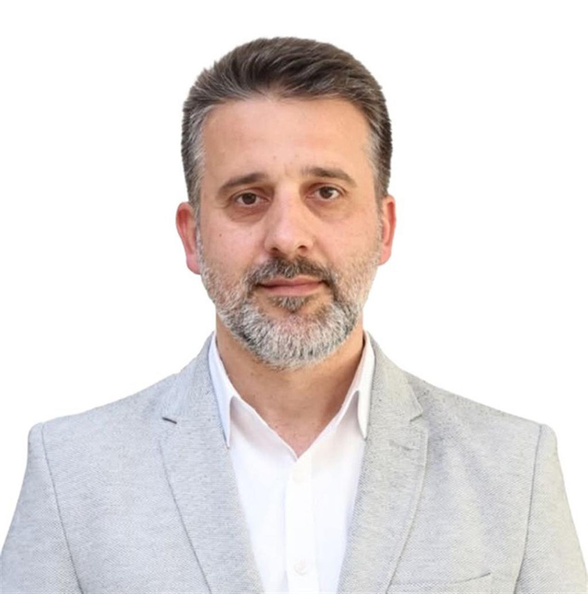 Bursa Büyükşehir Belediyesi'nde Mustafa Bozbey'in tutuklanarak görevden uzaklaştırılmasının ardından yapılan seçimde kapandı, AK Parti dönemi başladı! Bozbey’in tutuklanması üzerine CHP’nin aday çıkarmadığı kritik seçimde, AK Partili Şahin Biba Bursa Büyükşehir Belediye Başkan Vekili oldu..