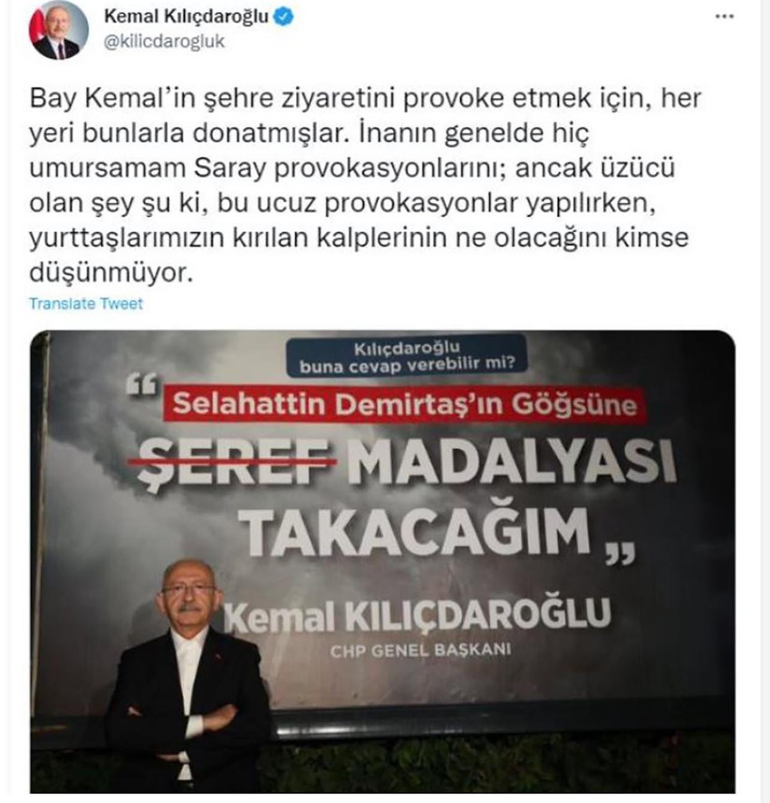Kılıçdaroğlu aleyhindeki afişin karşısında poz verdi - Resim : 1