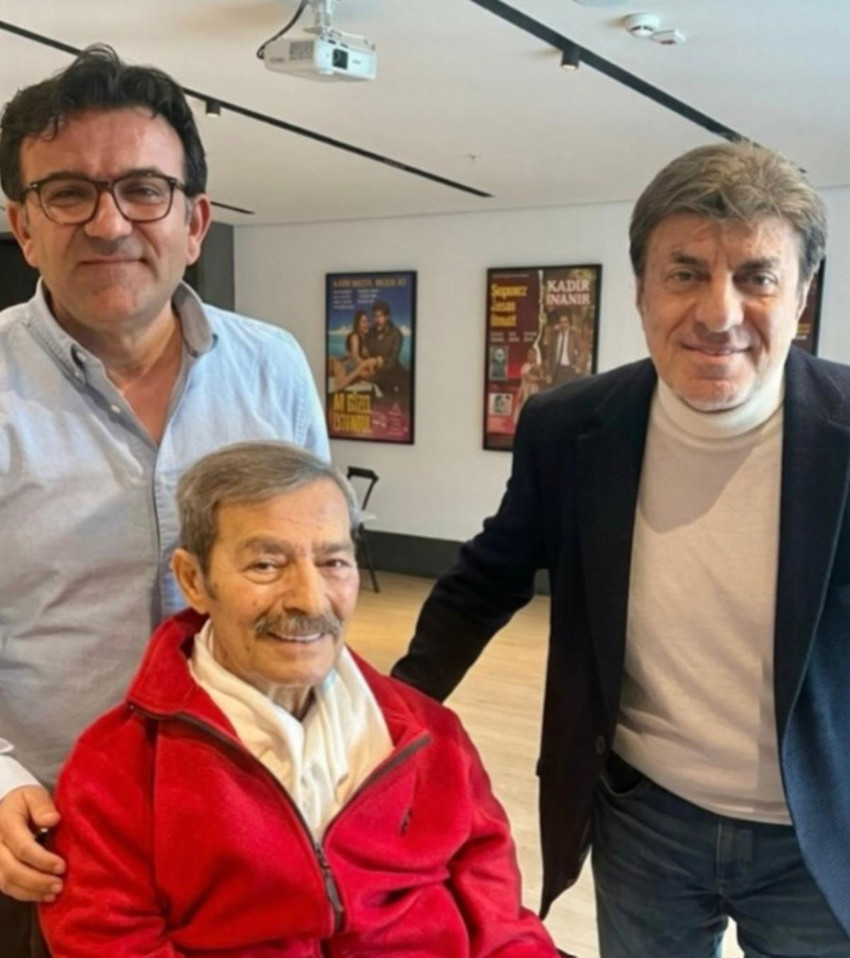 Ge&ccedil;irdiği sağlık sorunlarının ardından uzun s&uuml;redir tedavi g&ouml;ren Yeşil&ccedil;am'ın efsane ismi Kadir İnanır'ın son hali ortaya &ccedil;ıktı