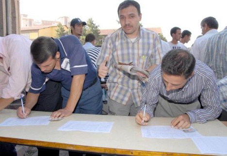 İşsizlikten utandılar
