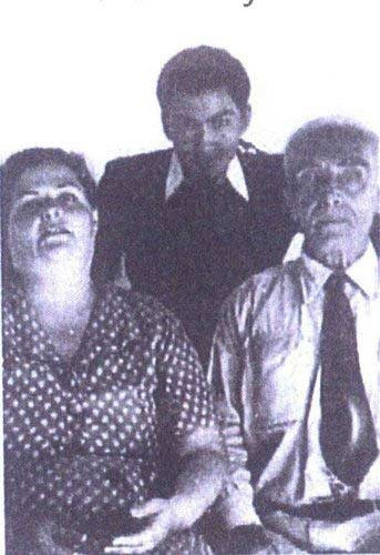 Fotoğraftaki siyasetçiyi tanıdınız mı ?