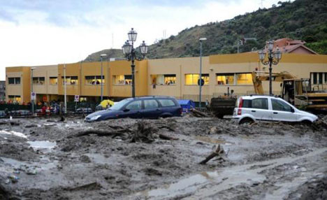 Sicilyayı sel götürdü