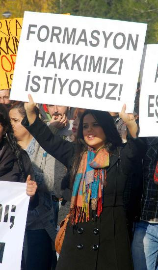 Rektörü protesto ettiler
