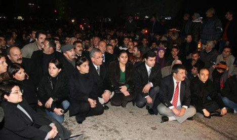 Diyarbakırda gergin bekleyiş !