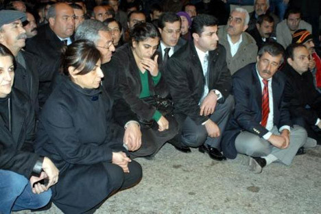 Diyarbakırda gergin bekleyiş !