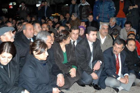 Diyarbakırda gergin bekleyiş !