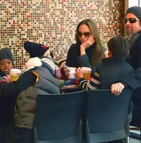 Angelina ve Brad alışeverişte