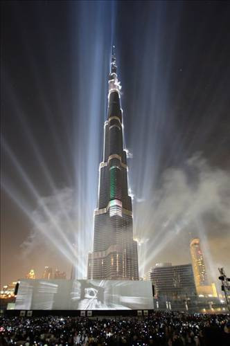 Burj Dubaiye muhteşem açılış