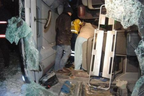Silivride fırtına otobüs devirdi: 1 bebek öldü