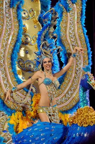Rio Karnavalı
a kafa tutuyor