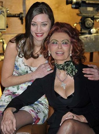 Sophia Loren 75 yaşında ama...