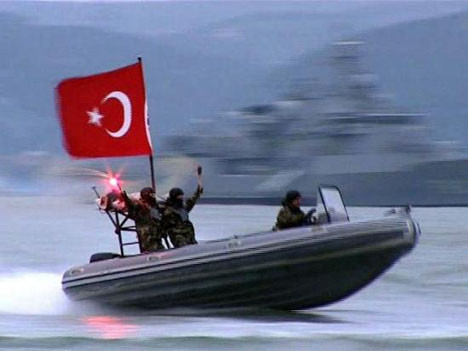 Komutanlar İstanbuldaki tatbikatı izledi