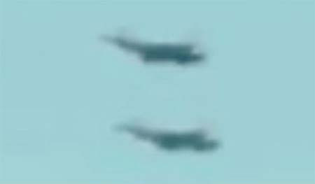 Savaş uçakları UFOyu kovaladı