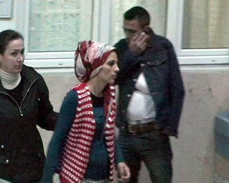 2 günlük bebeği boğup, betona gömdüler