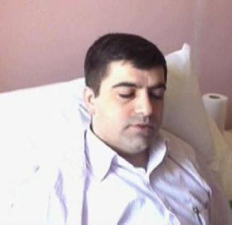 Genç doktora bıçaklı saldırı