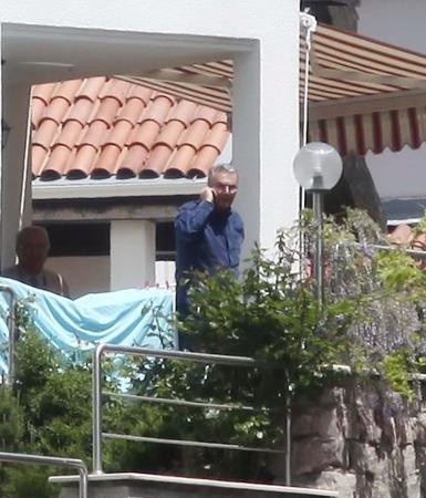 Baykal balkonda görüntülendi
