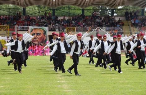 Fesli 19 Mayıs kutlaması !