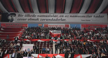 CHPde büyük gün!