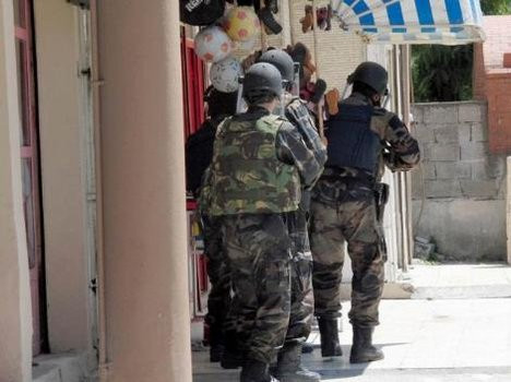 Terk edilen koca dehşet saçtı: 2 ölü