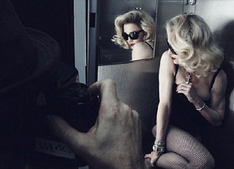 Madonna reklam çekti