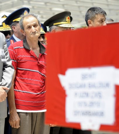 Şehit Uzman Çavuş uğurlandı..