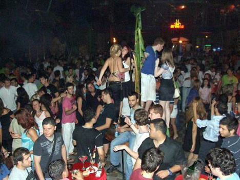 Hareketli Marmaris geceleri
