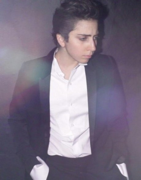 Bu adam Lady Gaga mı ?