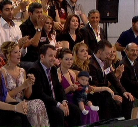 Esra Erol canlı yayında evlendi !