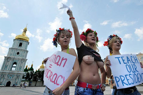 Femen uslu durmuyor