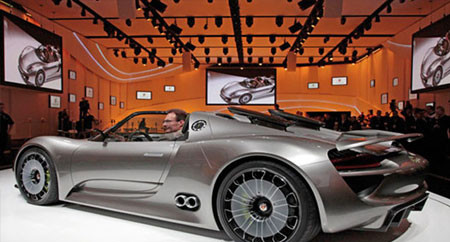 Porsche hibritli otomobil üretiyor