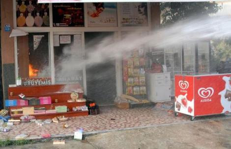 Borç için kendini yaktı
