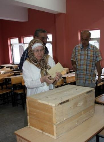 Türkiye sandık başında!