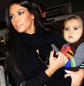 Kardashianın bebek özlemi!
