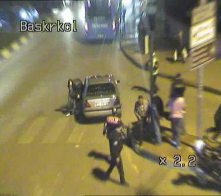 Trafikte alev aldı!
