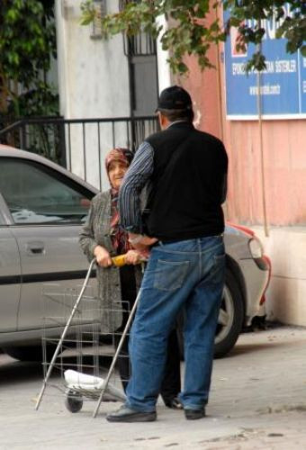 Adanada dolandırıcı operasyonu