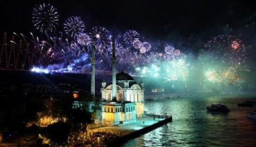 Boğazda muhteşem gösteri!