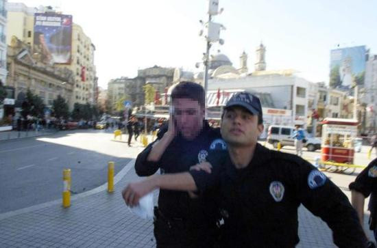 Taksimde canlı bomba !