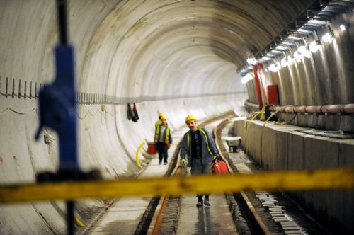 Kadıköy-Kartal metrosu tamamlandı