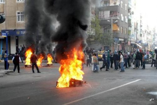 Diyarbakırda ortalık karıştı!
